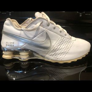 Nike Shox women’s size 9